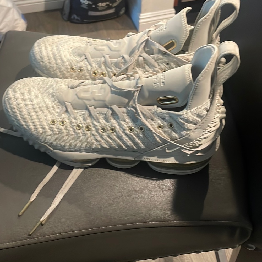 Lebron 16 HFR